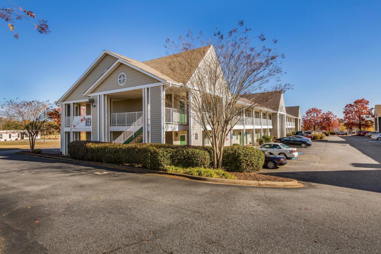 Hometowne Studios By Red Roof Spartanburg - Asheville Highway Southern Shops Eksteriør bilde